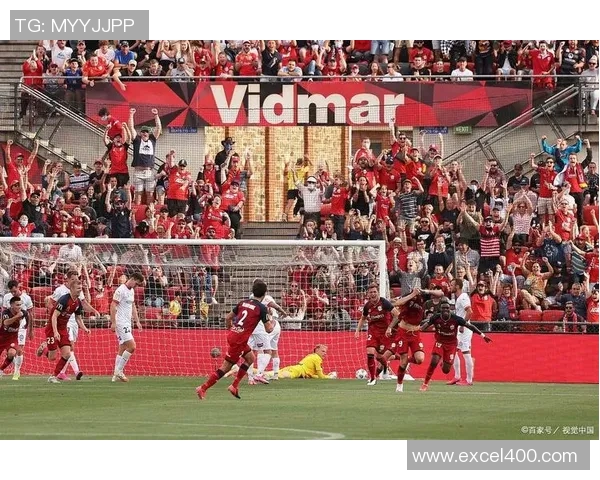 墨尔本城与惠灵顿凤凰的精彩对决揭示足球魅力与团队精神的较量